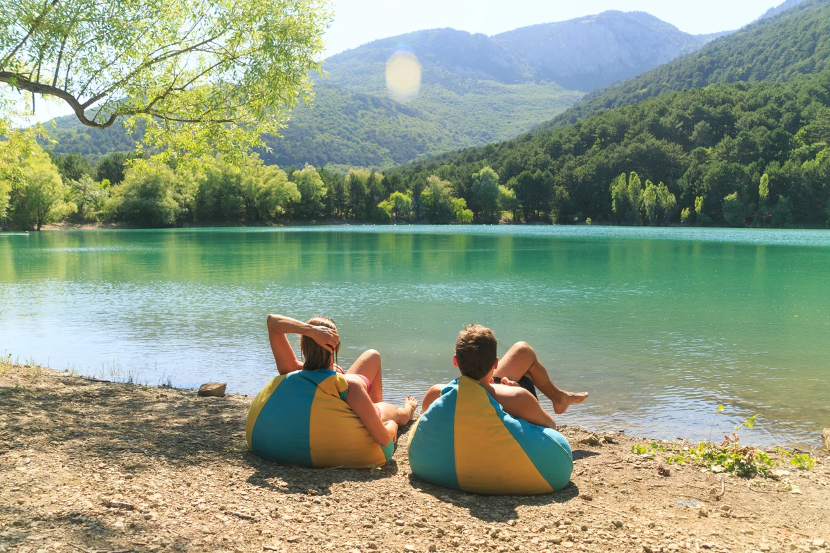 Бирюзовое озеро, Красный камень и Никитская расщелина